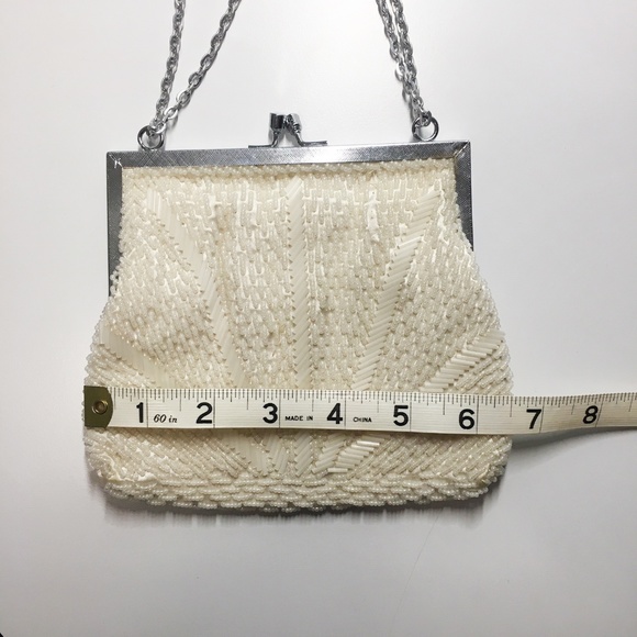 Beautiful beaded bag - Picture 2 of 7